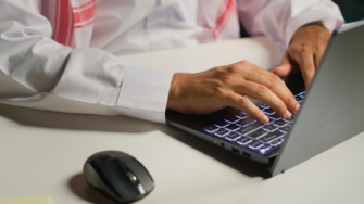 How Can Saudi SMEs Achieve ZATCA Compliance Through AI Invoice Automation?